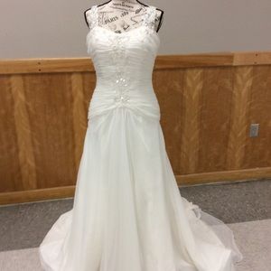 Eden Bridal Wedding Dress sz 8